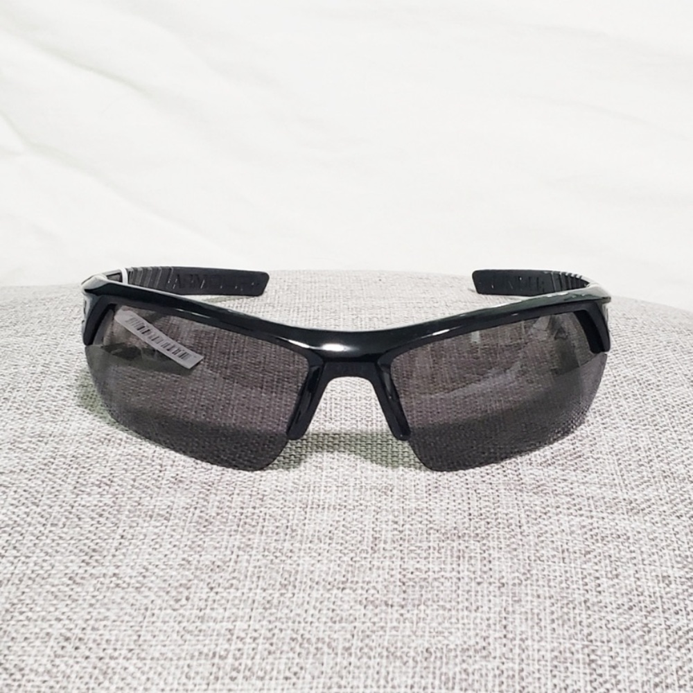 NWT under armor sunglasses